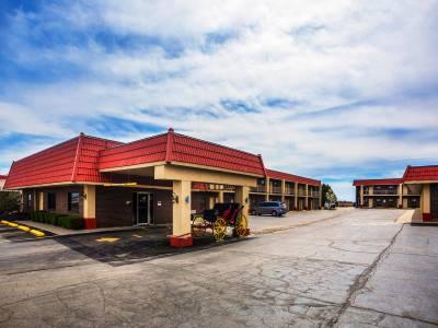 Baymont By Wyndham Motel 2*