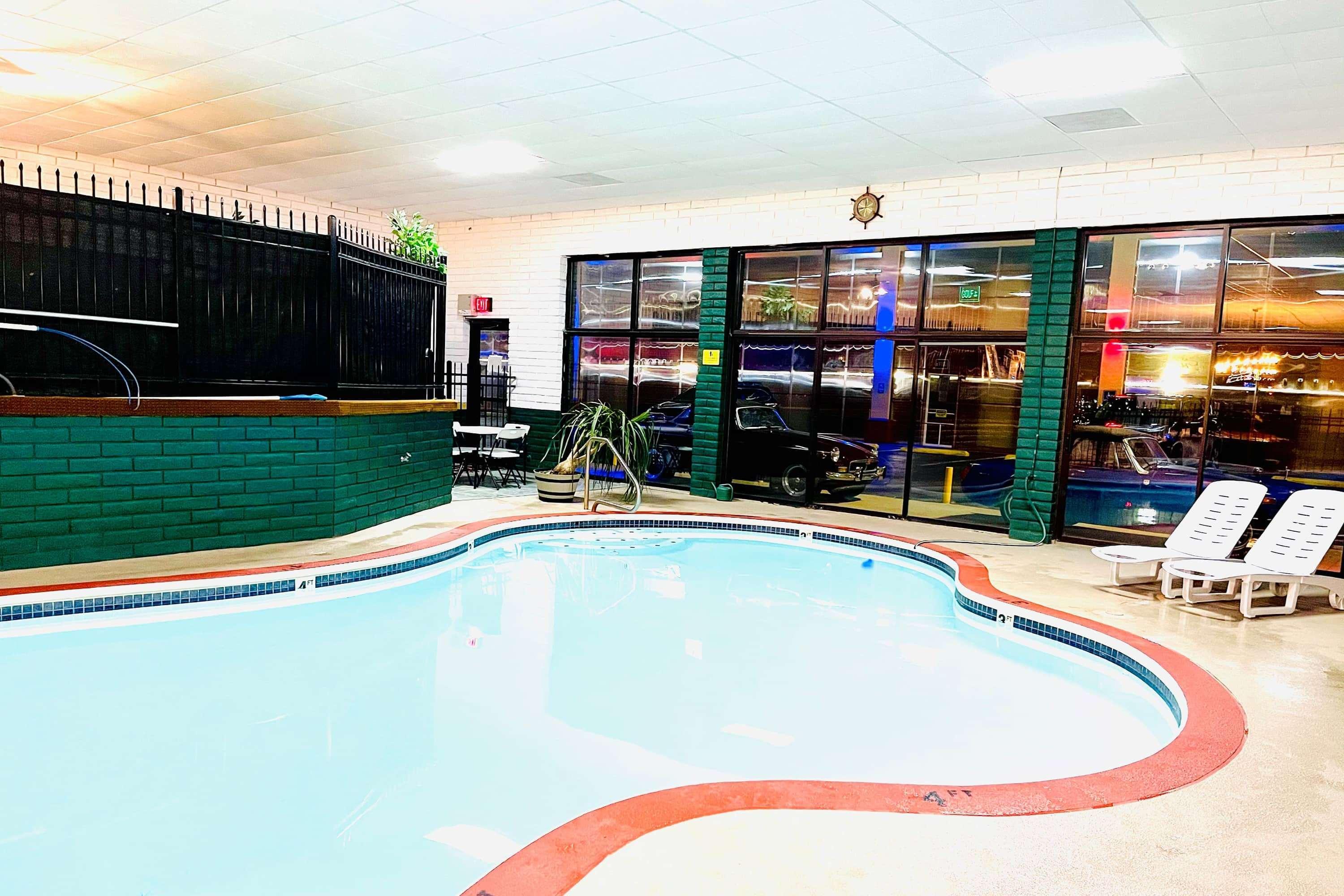 Baymont By Wyndham Motel 2*